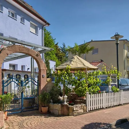 Apartment Regenbogen-appartement Bad Krozingen